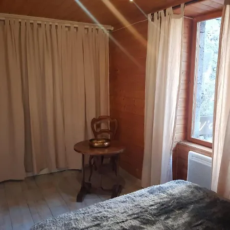 Sancy Apartman *